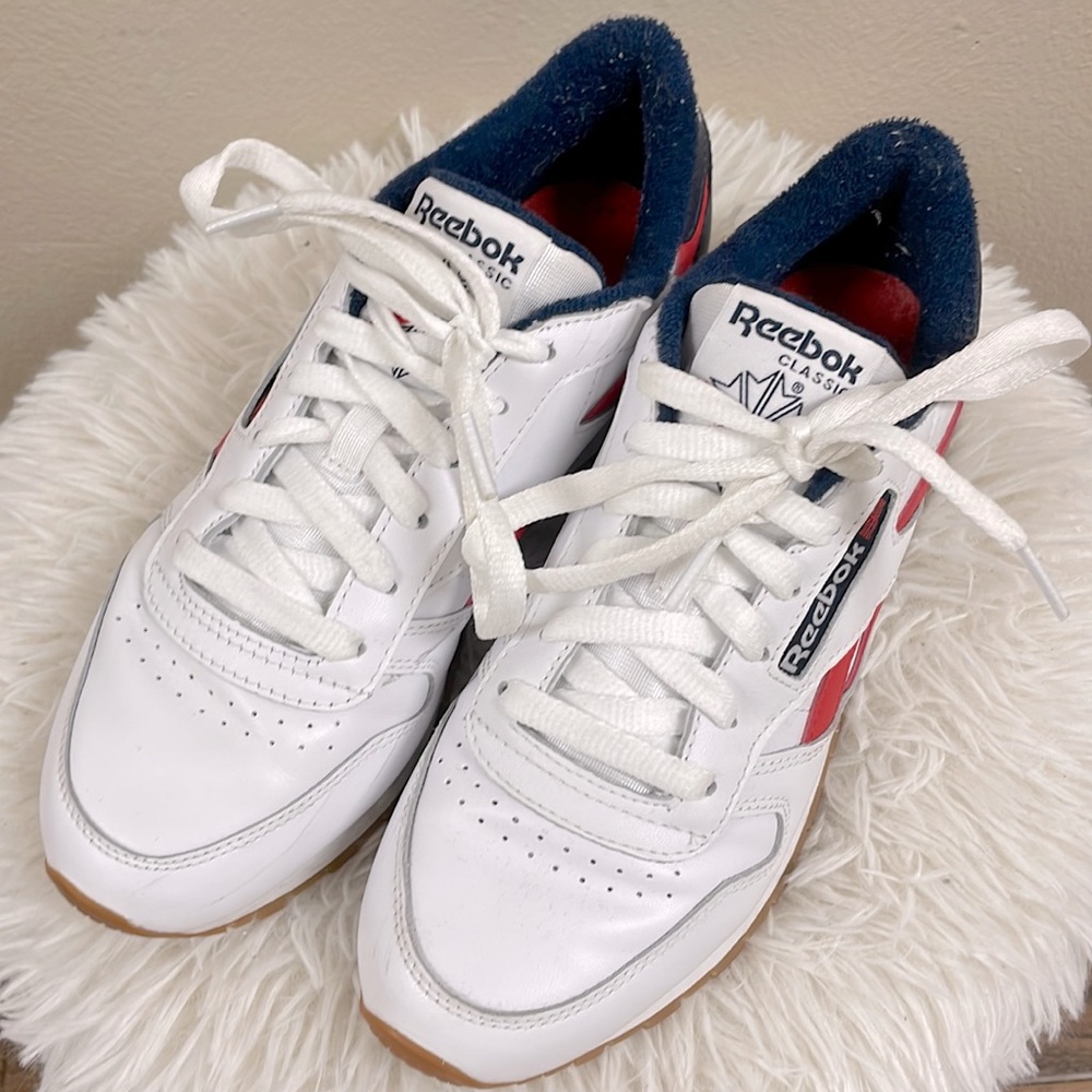 Reebok Sneakers